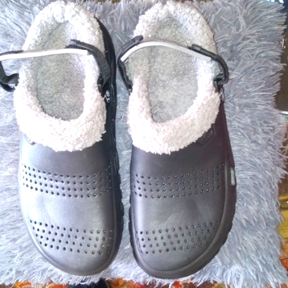 Ecko Unlimited Crocs for Men
